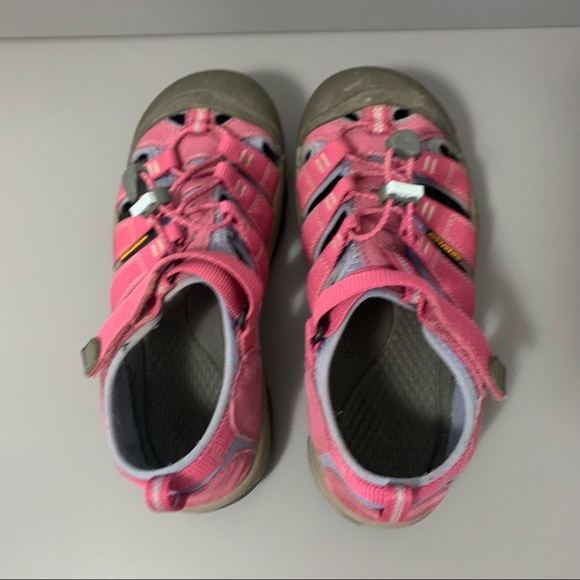 Keen Slip On Hiking Walking Shoes Size 5 - Picture 2 of 7